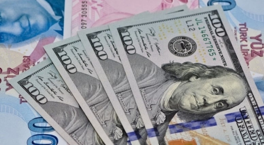 Dolar ve euro peş peşe rekor kırdı