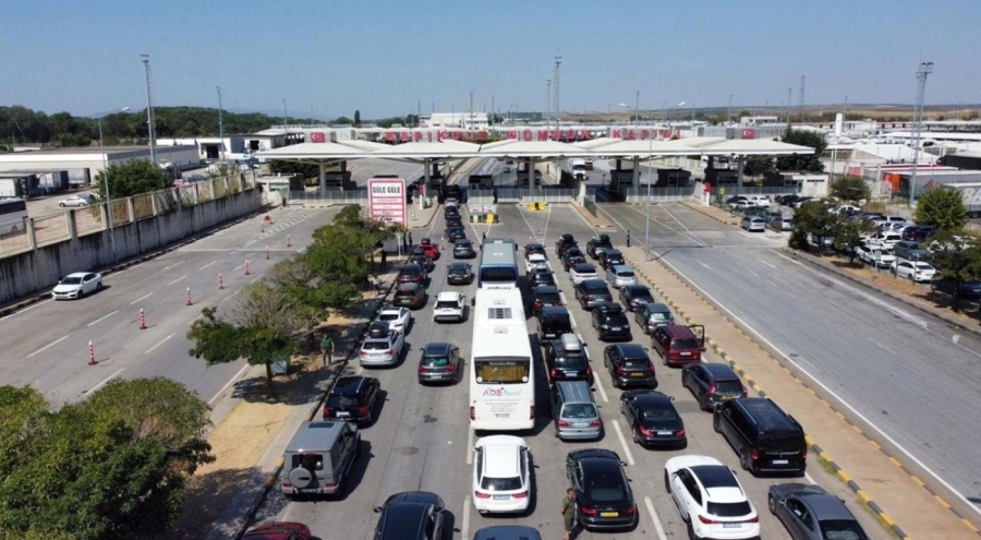 Yerli plakalı taşıtların gümrük işlemleri hızlanıyor