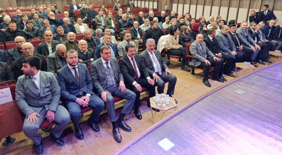 MHP Genel Sekreteri Büyükataman, İnegöl'de STK temsilcileri ve muhtarlarla buluştu