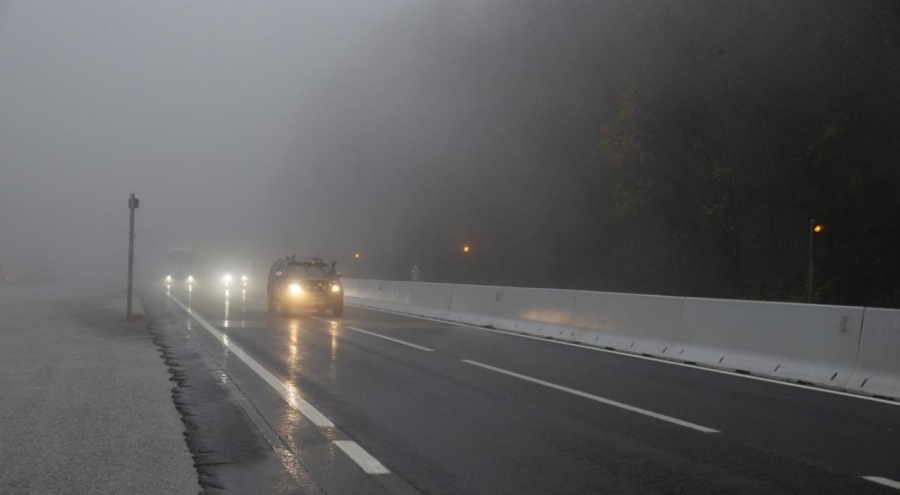 Bolu Dağı geçişinde sağanak ve sis etkili oldu