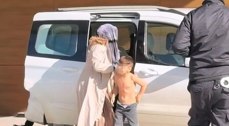 Bursa'da üzerine kaynar su devrilen çocuk yaralandı