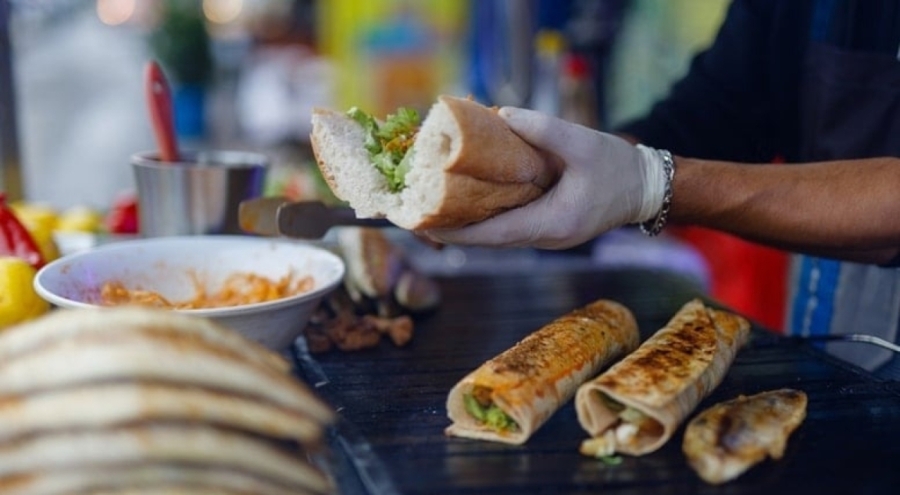 Uzman isim açıkladı: Sokaktan yenmeyecek 10 yiyecek