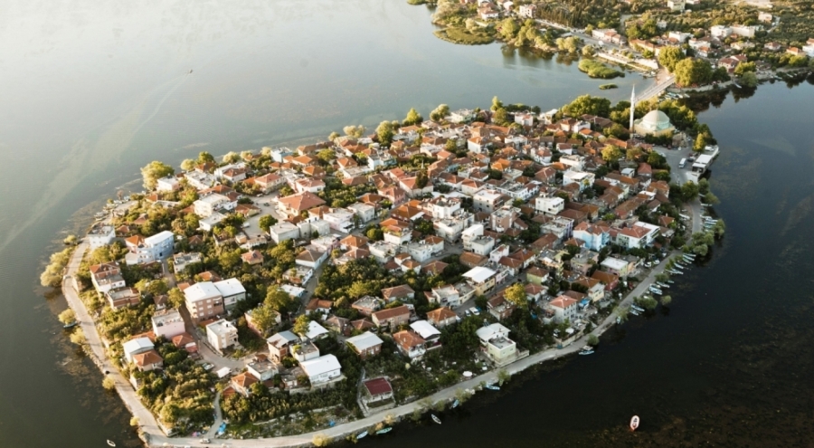 Gölyazı dünyanın "dijital billboard"unda yer aldı