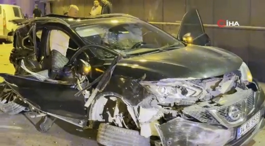 Adana'da cip ile panelvan çarpıştı: 2 ölü, 1 yaralı