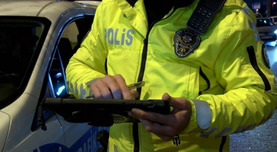 Yol kesen sürücüye 180 bin lira ceza kesilecek