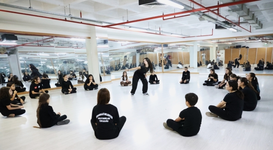 Osmangazi'de geleceğin dansçıları yetişiyor