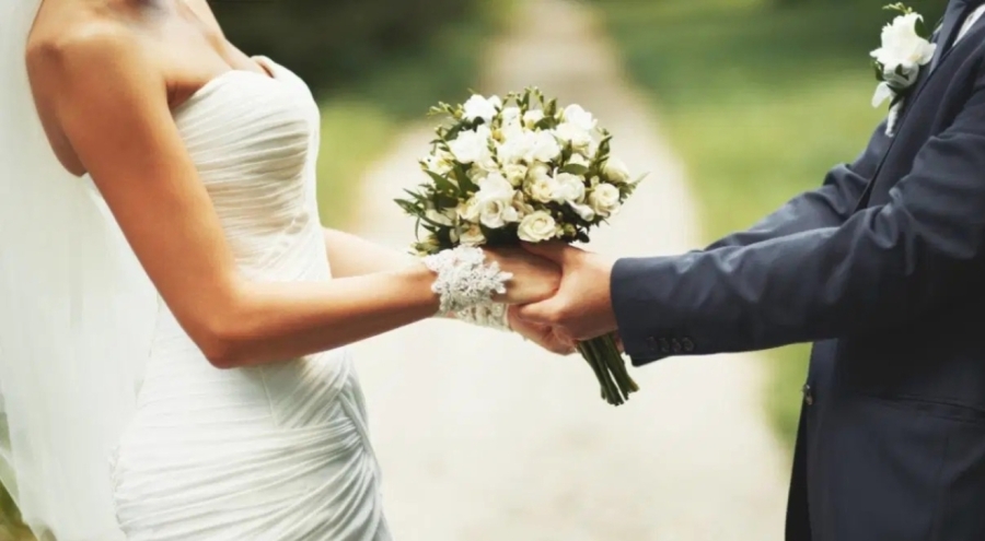 Evli çift dava açtı, Yargıtay düğün fotoğrafçısını suçlu buldu!