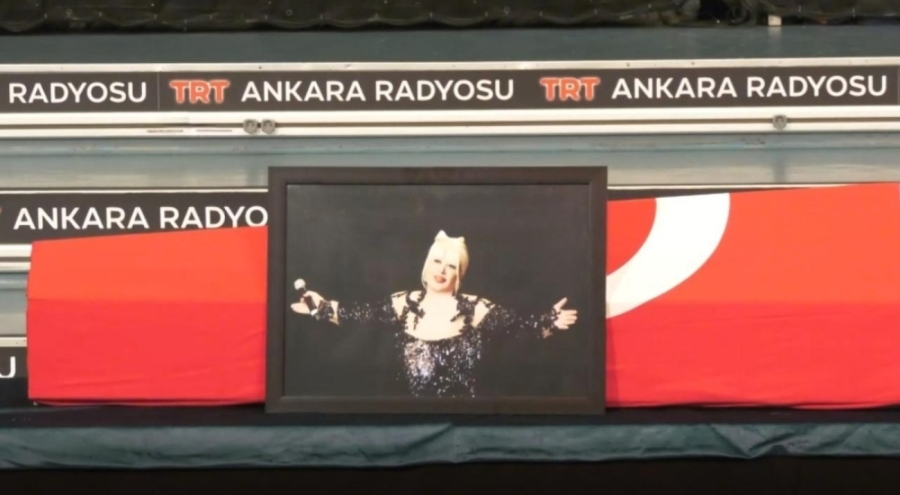 Muazzez Abacı için TRT Ankara Radyosu'nda tören düzenlendi