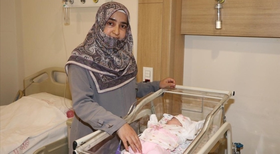 "Yaşamaz" denilen Hüma bebek anne kucağına kavuştu