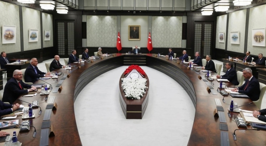 Kabine yoğun gündemle toplanıyor