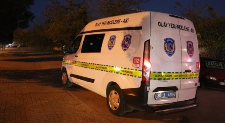 Denizli'de aracın çarptığı kadın kurtarılamadı