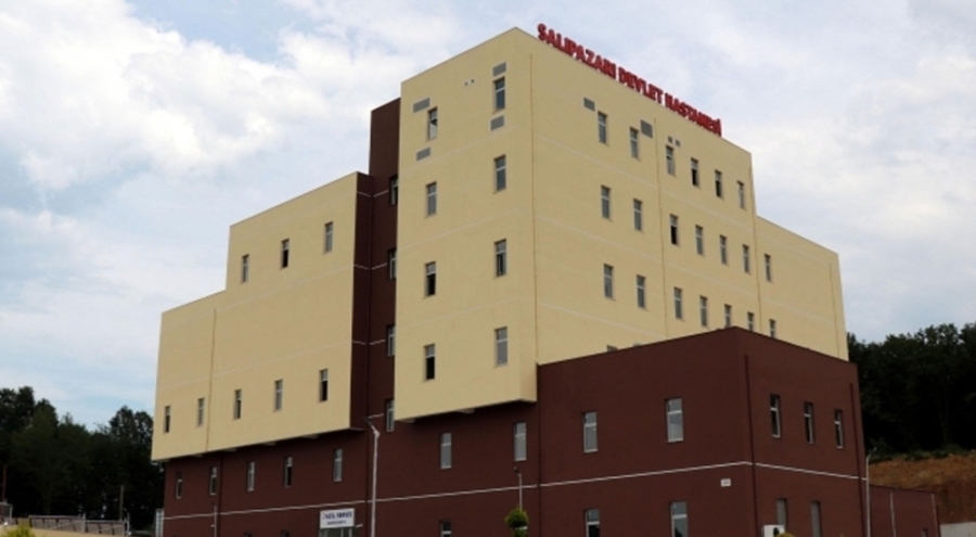 Samsun'da kardeşinin cenazesinde fenalaşan kadın yaşamını yitirdi