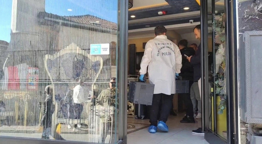 İstanbul'daki iki şüpheli zehirlenme vakasına uzmanlardan çarpıcı değerlendirme