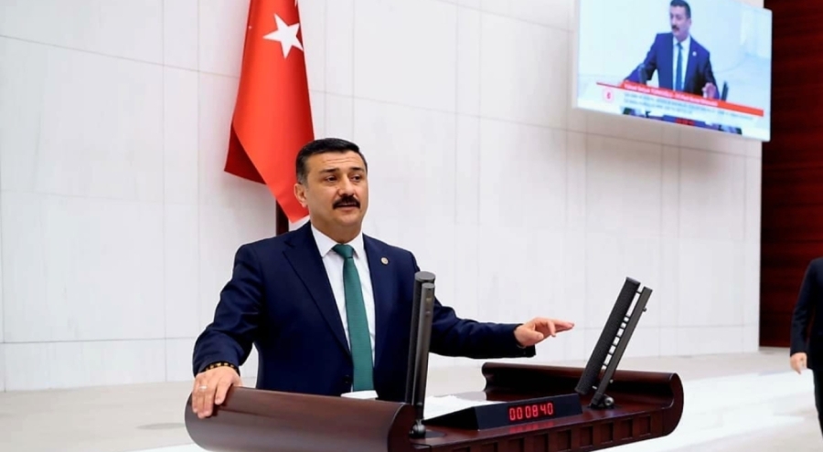 Bursa Milletvekili Türkoğlu, milli maçtaki bilet skandalını Meclis'e taşıdı