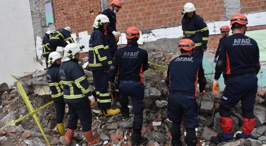 AFAD'ın 10 aylık raporu: 389 deprem, 404 sel, 382 heyelan