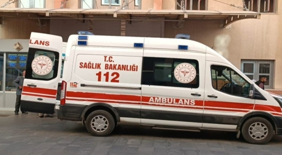 Okul bahçesinde fenalaşan çocuk hayatını kaybetti