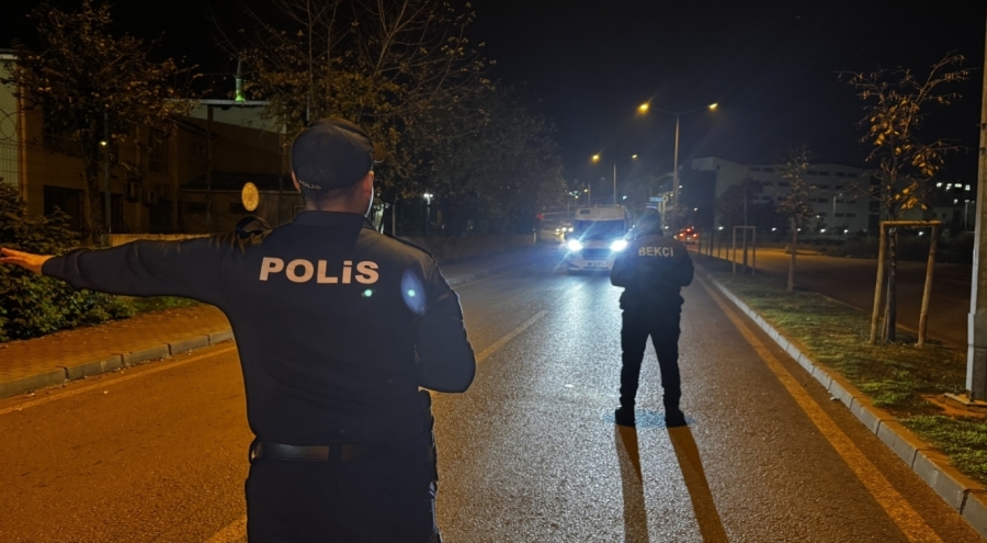 Bursa'da polis ve gece kartallarından alkol uygulaması
