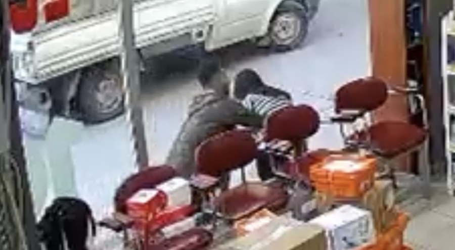 Bursa'da sapık dehşeti kamerada! "Çıplak bir kadın gördüm sandım"