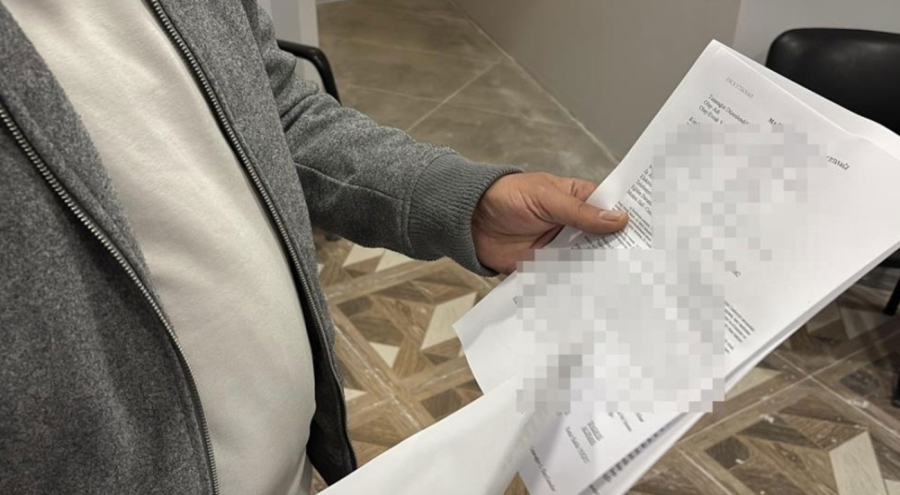 Bir okulda temizlik görevlisi 9 yaşındaki öğrenciyi darbetti