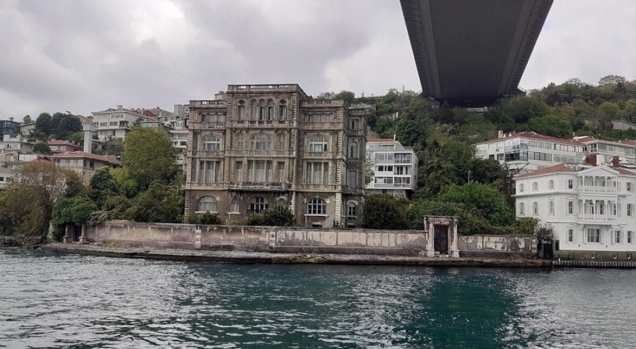 Türkiye'nin en pahalı yalısı satışa çıktı: 23 tane odası var