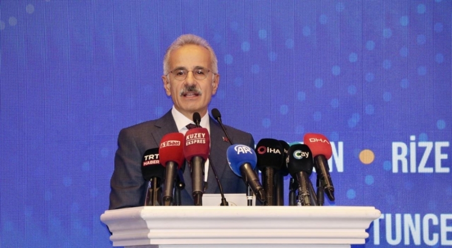 Bakan Uraloğlu: İstanbulluların verilerini yurt dışına çıkarmışlar