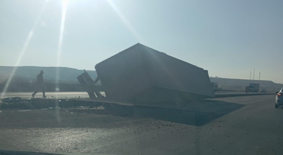 Diyarbakır'da zincirleme kaza: 3 yaralı