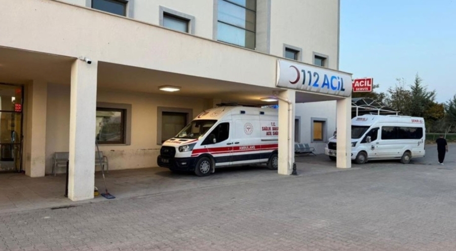 Yurtta kalan 50 öğrenci zehirlenme şüphesiyle hastaneye kaldırıldı