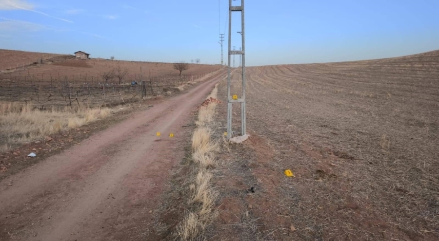 At üzerinde demir direğe çarpan adam yaşamını yitirdi