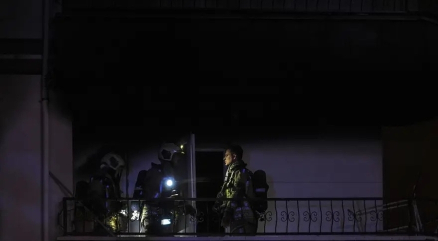 Gece yarısı apartmanda patlama!