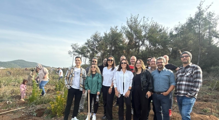 Bursa'da Stratejik Satınalma Derneği üyelerince fidan dikildi