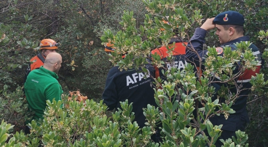 Bursa'da ormanlık alanda mahsur kalan adam kurtarıldı