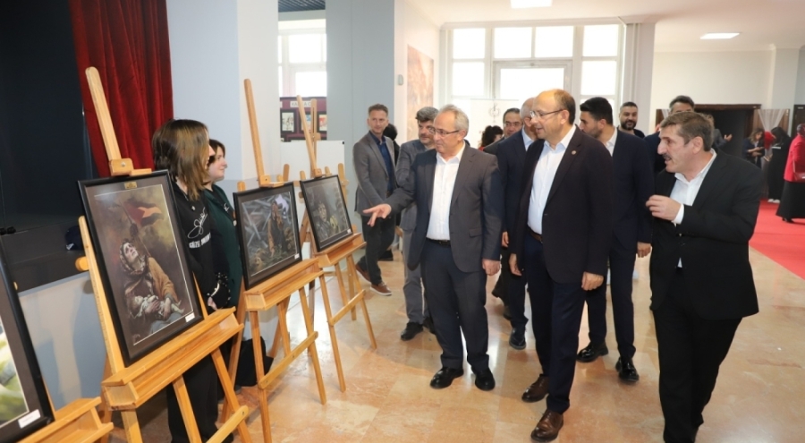 Bursa'da "Kim Var?" sanat etkinliğine yoğun ilgi