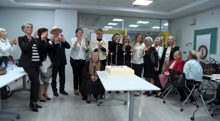 Saniye Rıza Kız Çocuklarını Koruma Derneği 50. yılını kutladı