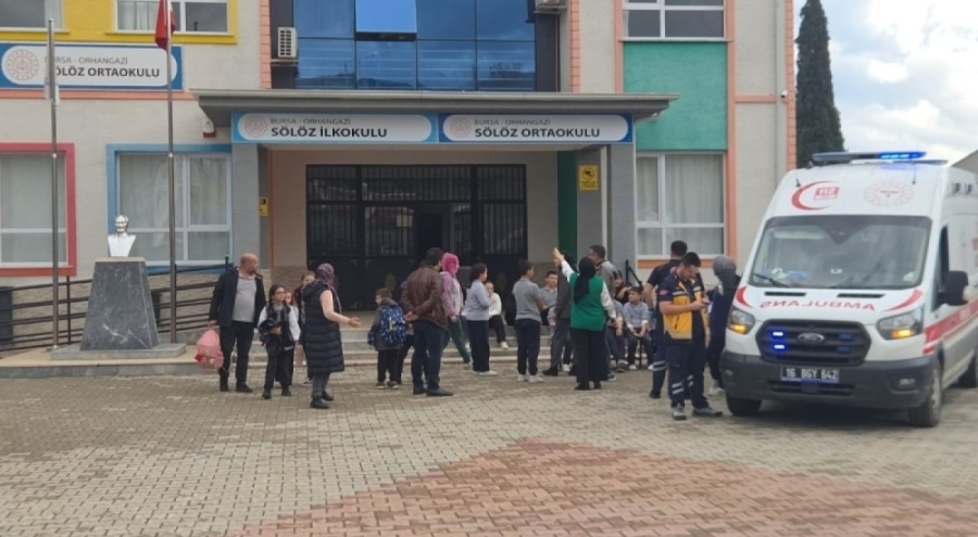 Bursa'da çok sayıda öğrenci zehirlenmişti: Bursa İl Sağlık Müdürlüğü'nden açıklama geldi