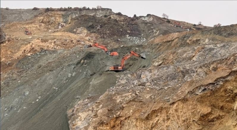 Maden ocağında göçük altında kalan 66 yaşındaki işçi 8 gündür aranıyor