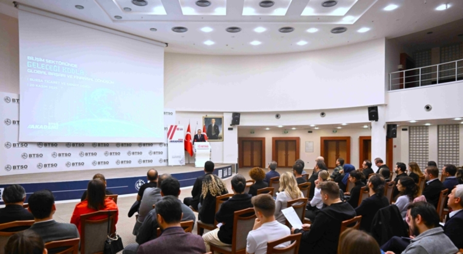 Bilişim sektörü BTSO Akademi'de güncel eğilimlerini katılımcılarla buluşturdu