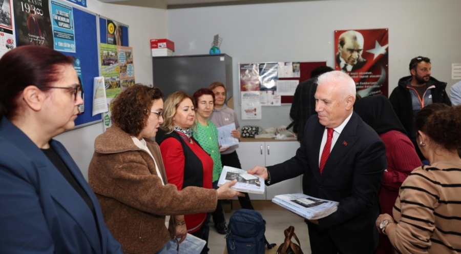 Bursa Büyükşehir Belediye Başkanı Bozbey'den öğretmenlere anlamlı ziyaret