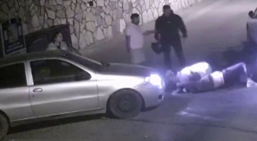 İstanbul'da yol verme tartışması yumruklu kavgaya dönüştü