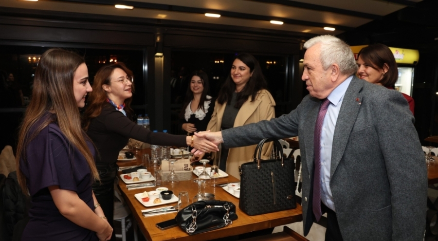 Nilüfer Belediyesi, Öğretmenler Günü'nde eğitimcileri yalnız bırakmadı