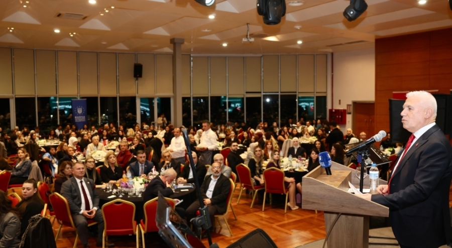 Büyükşehirli öğretmenler özel gecede buluştu! Başkan Bozbey: ' Öğretmenlik bir meslekten çok daha fazlasıdır'