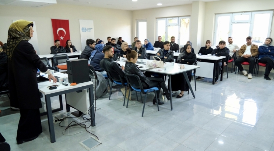 Yıldırım Belediyesi'nden kadına yönelik şiddetle mücadele eğitimi