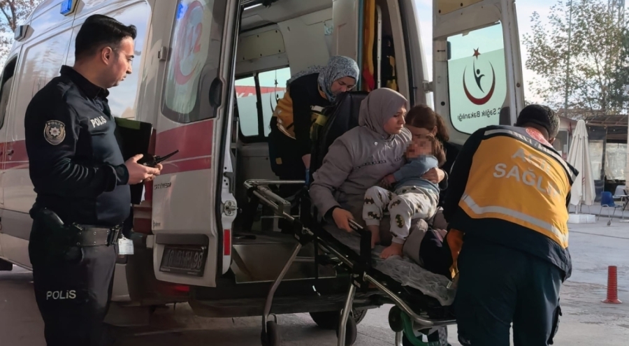 Bursa'da 3. kattaki balkondan düşen çocuk yaralandı