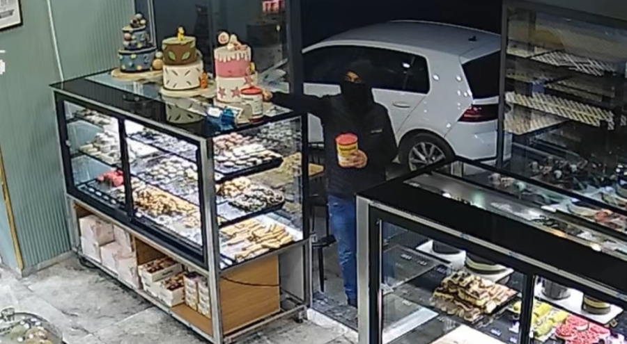 Manisa'da SMA bağış kutusu çalındı