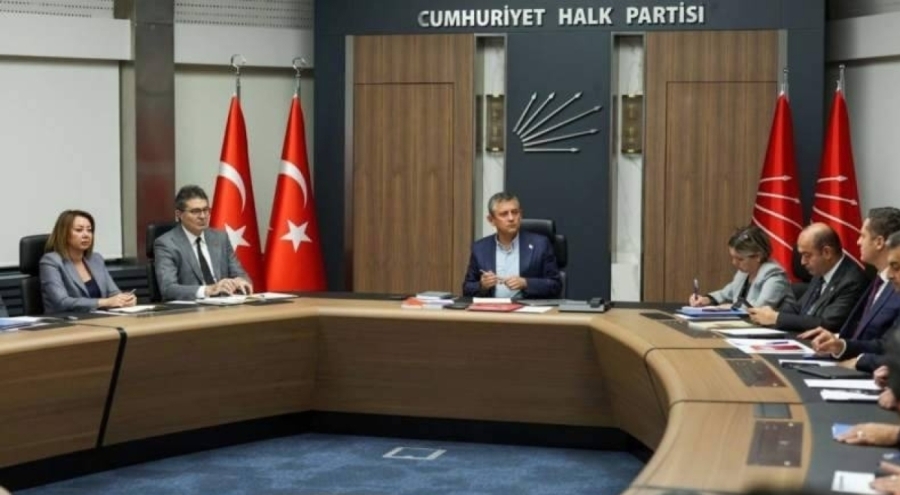 CHP'de kurultay öncesi MYK toplandı