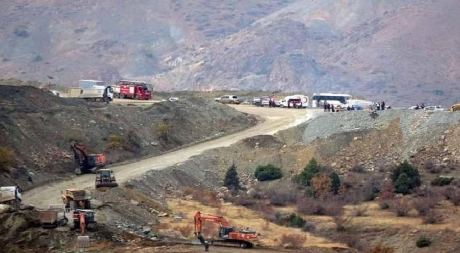 Sivas'ta toprak altında 11. gün: Şantiye müdürüne hala ulaşılamadı