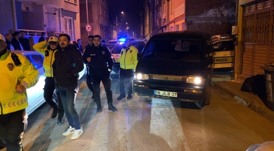 Polisin 'dur' ihtarına uymadı! 10 kilometrelik kovalamacayla yakalandı