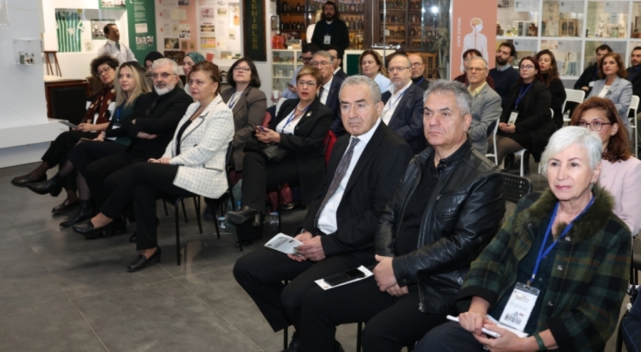 Bursa'nın sağlık tarihi uzman isimler tarafından ele alındı