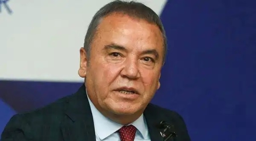 Muhittin Böcek: 22 ilaçla ayakta kalmaya çalışıyorum