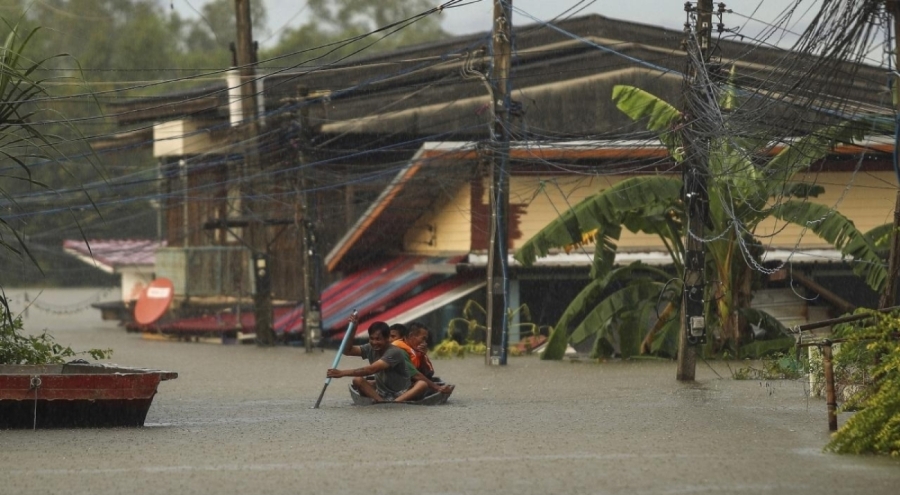 Tayland'ın güneyini vuran sel felaketinde ölenlerin sayısı 145'e çıktı