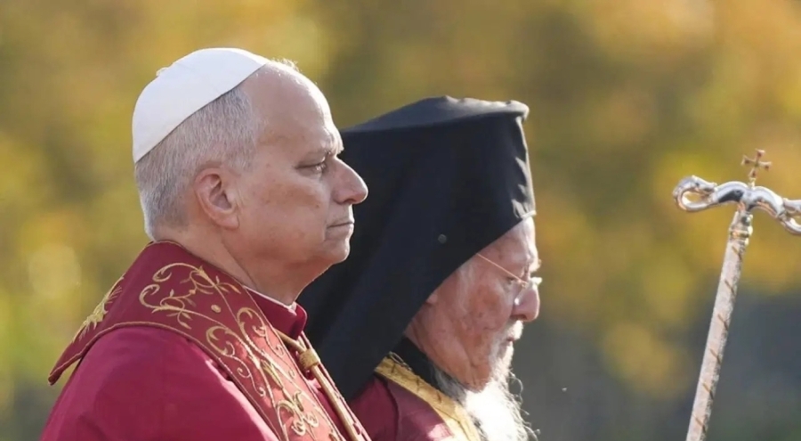 Papa, İznik ayinin ardından tekrar İstanbul'a geldi